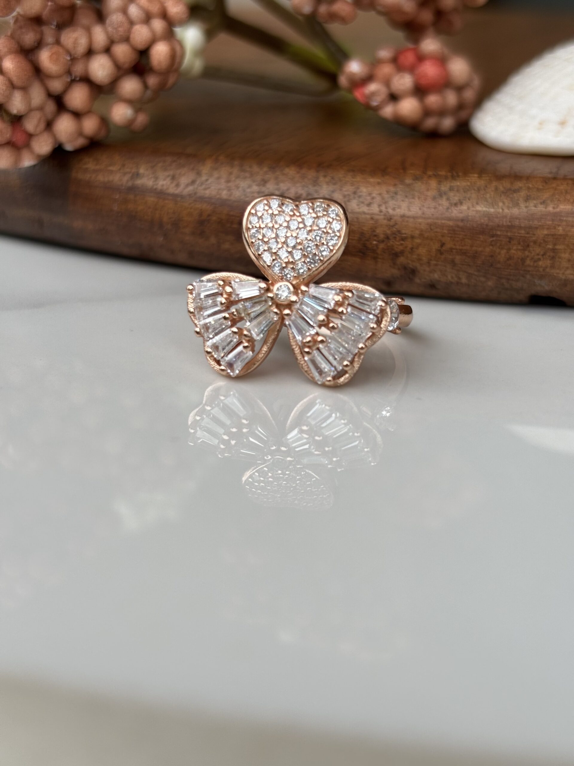 Golden Clover Radiance Ring