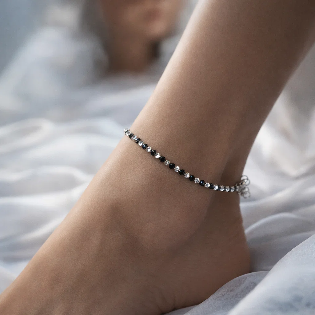 Midnight Pearl Silver Anklet