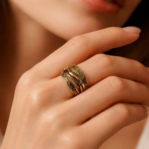 Emerald Wave Luxe Ring