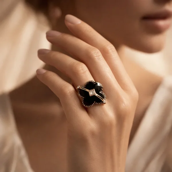 Onyx Clover Signature Ring